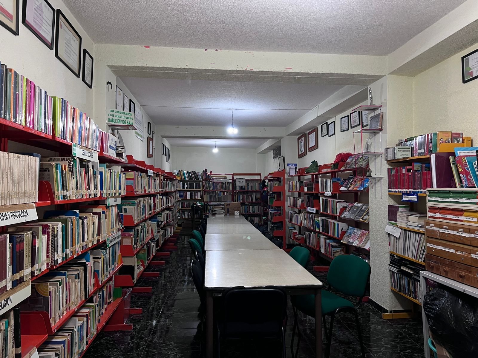 Biblioteca Lic. Abel C. Salazar